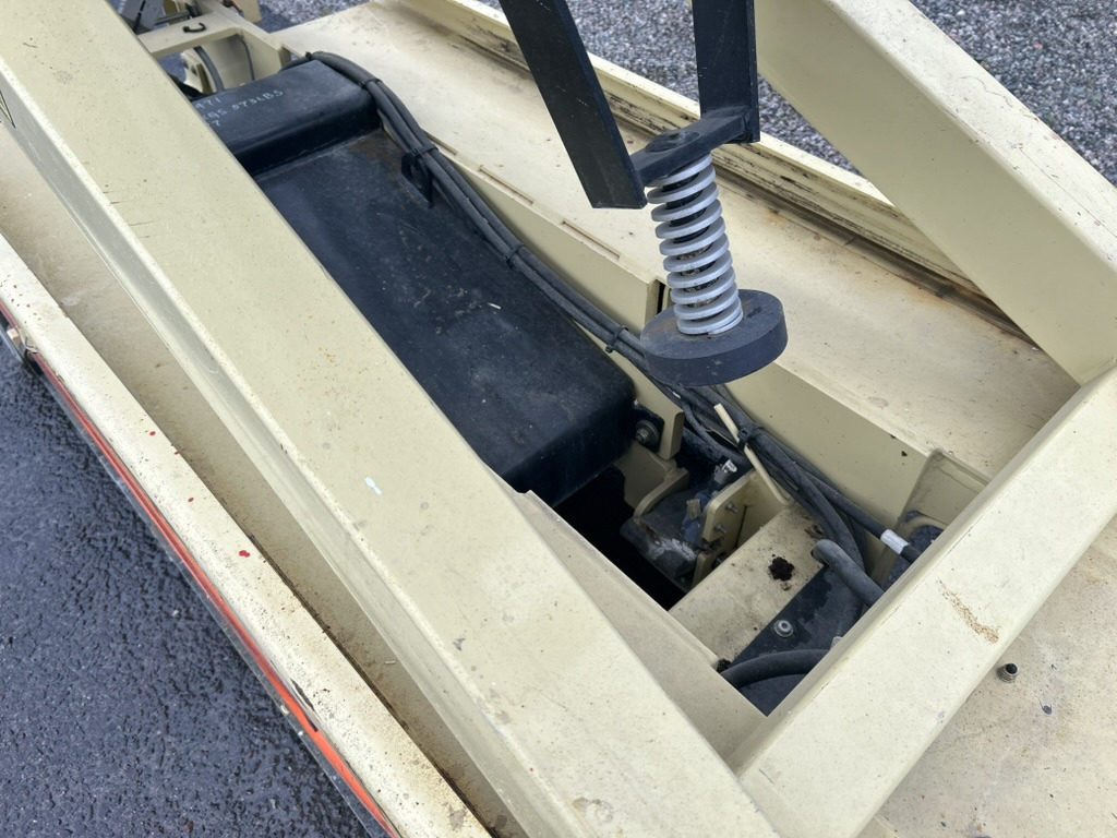 Scissor lifts JLG 1930 ES: gambar 25