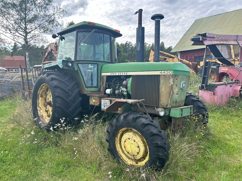 JOHN DEERE 4430 / Reparationsobjekt - Traktor: gambar 3 JOHN DEERE 4430 / Reparationsobjekt - Traktor: gambar 3
