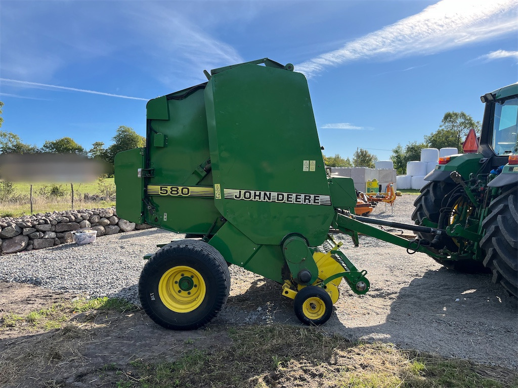 John Deere 580 - Baler bulat: gambar 4 John Deere 580 - Baler bulat: gambar 4