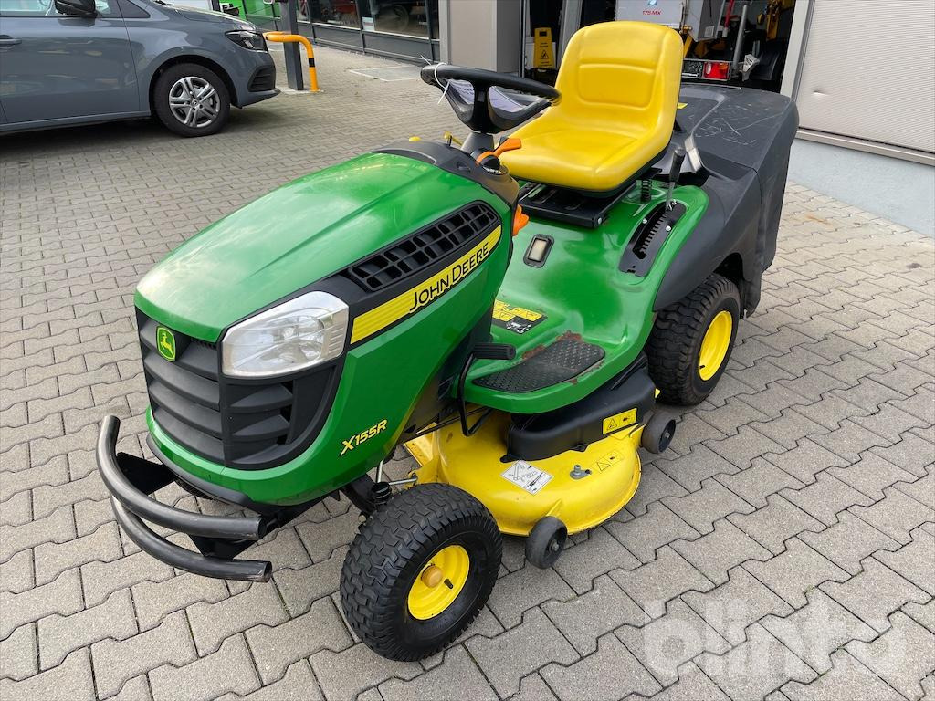 John Deere X155R - Mesin pemotong rumput: gambar 1 John Deere X155R - Mesin pemotong rumput: gambar 1