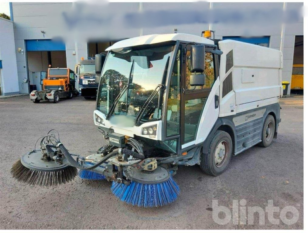 Johnston / Bucher C401 (2018) - Penyapu jalan: gambar 1 Johnston / Bucher C401 (2018) - Penyapu jalan: gambar 1