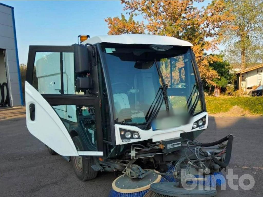 Johnston / Bucher C401 (2018) - Penyapu jalan: gambar 2 Johnston / Bucher C401 (2018) - Penyapu jalan: gambar 2