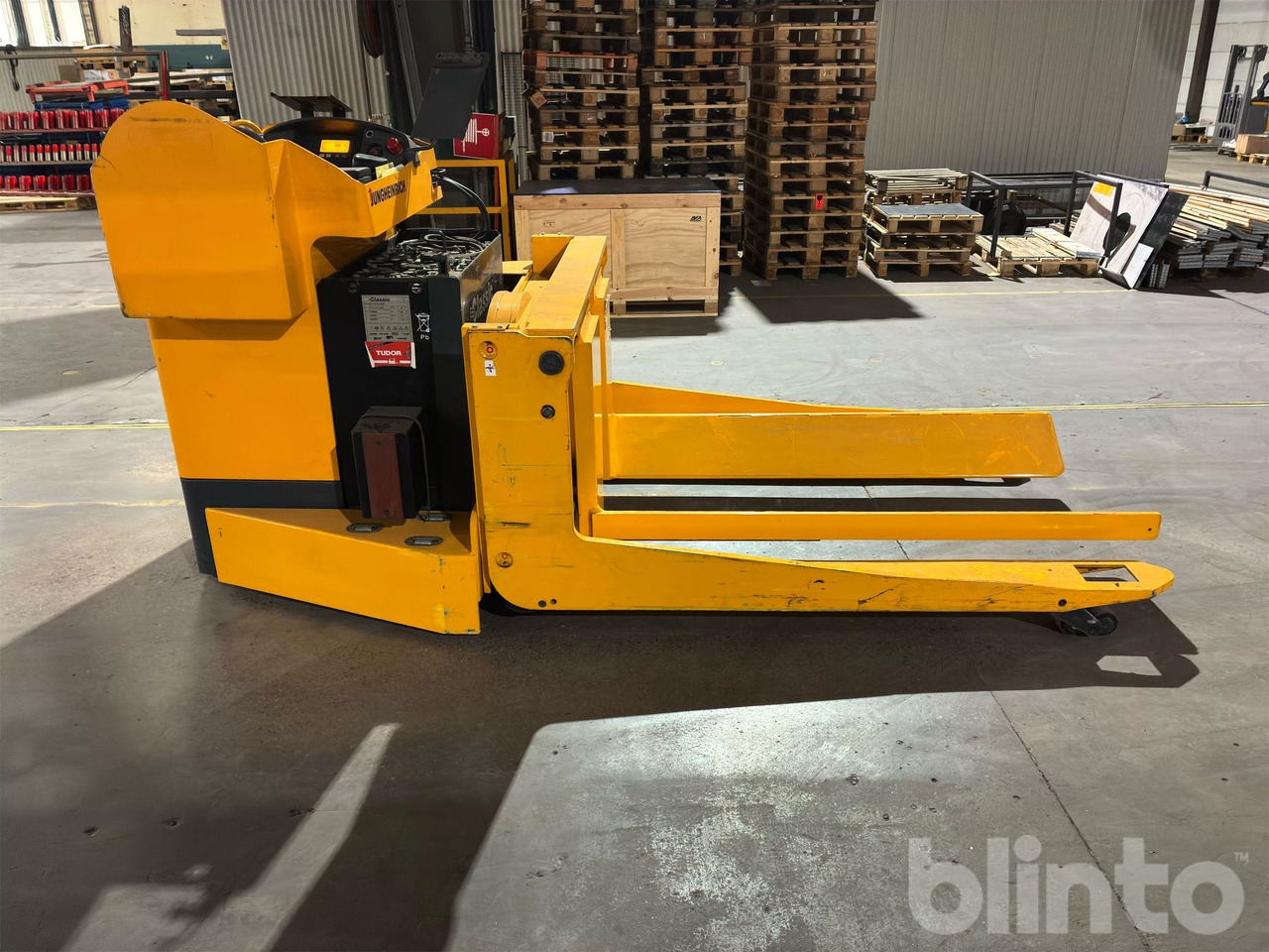 Jungheinrich - Peralatan gudang: gambar 4 Jungheinrich - Peralatan gudang: gambar 4