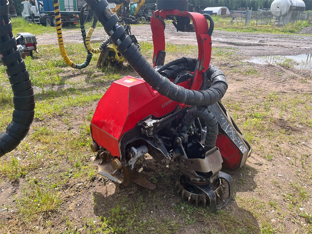 Komatsu C124 - Jatuh kepala: gambar 5 Komatsu C124 - Jatuh kepala: gambar 5