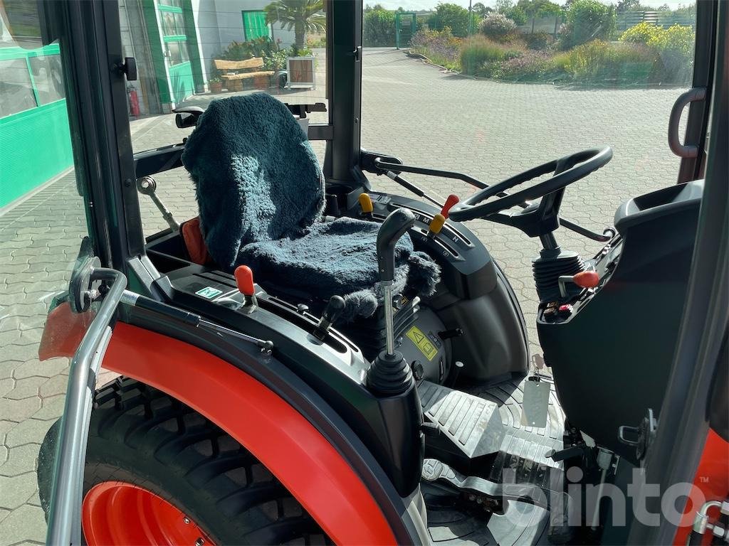 Traktor Kubota B2231 HC (Allrad): gambar 32