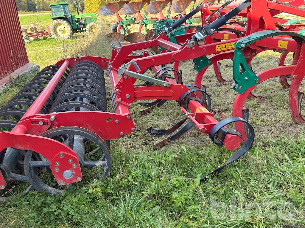Petani Kverneland Enduro 3000: gambar 21