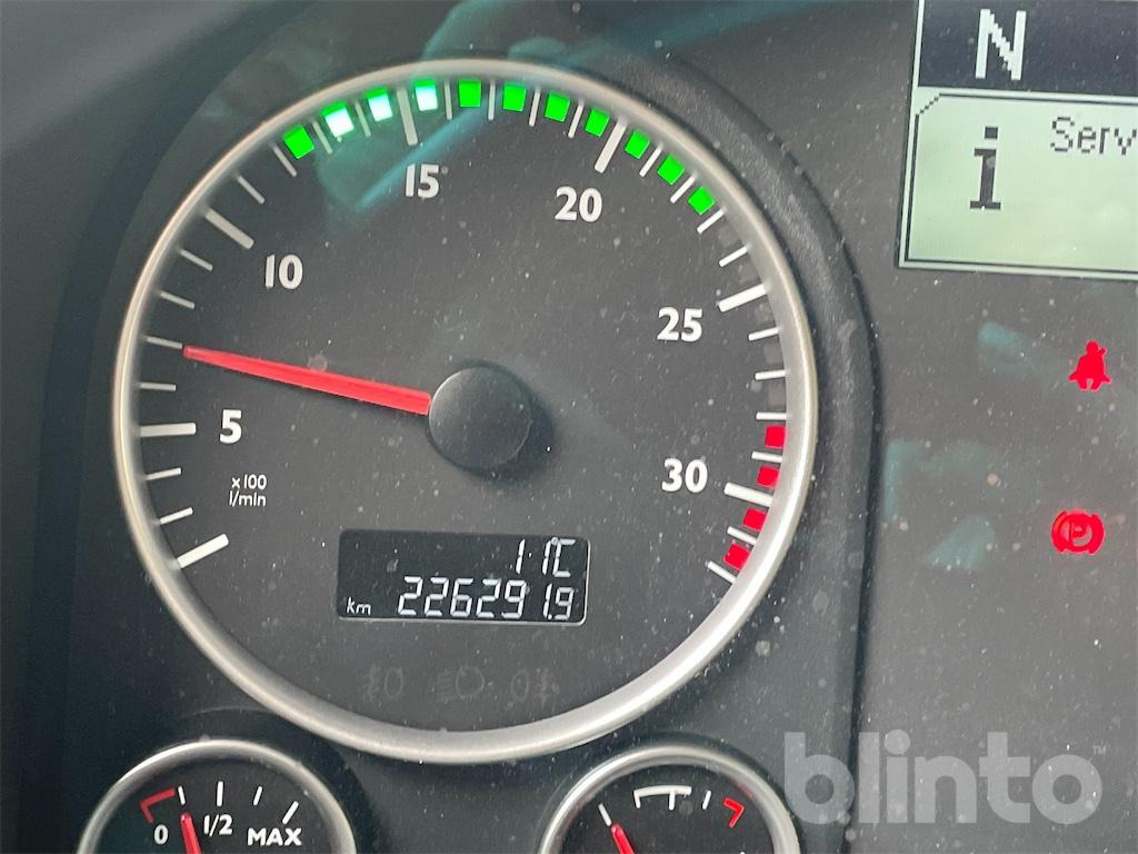 MAN TGL 12.220 4x2 BL (2017) - Truk dengan terpal samping: gambar 5 MAN TGL 12.220 4x2 BL (2017) - Truk dengan terpal samping: gambar 5