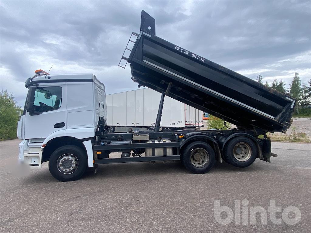 MERCEDES-BENZ 963-0-C - Truk jungkit: gambar 4 MERCEDES-BENZ 963-0-C - Truk jungkit: gambar 4