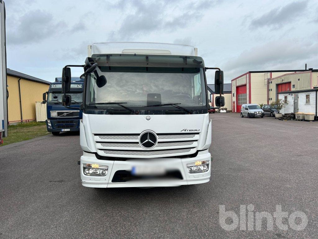 MERCEDES-BENZ Atego - Truk berpendingin: gambar 2 MERCEDES-BENZ Atego - Truk berpendingin: gambar 2