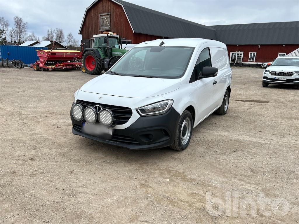 MERCEDES-BENZ CITAN - Van kecil: gambar 2 MERCEDES-BENZ CITAN - Van kecil: gambar 2