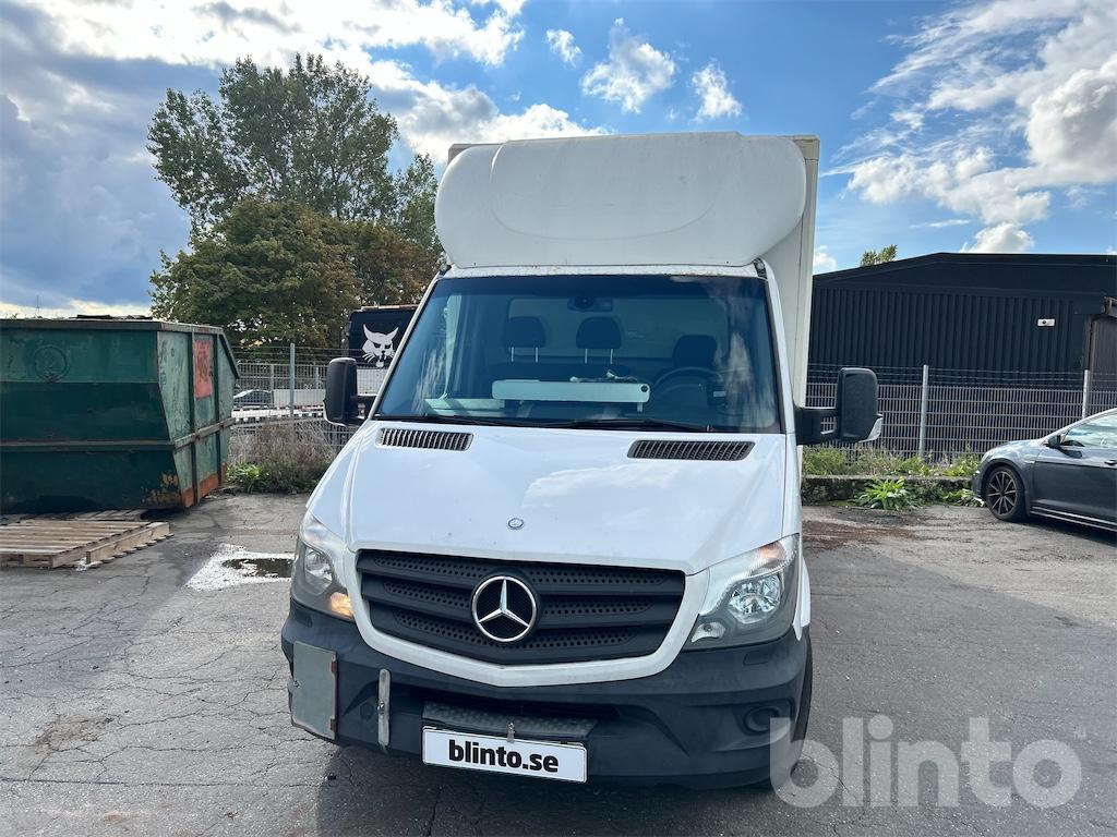 MERCEDES BENZ SPRINTER - Van box: gambar 2 MERCEDES BENZ SPRINTER - Van box: gambar 2