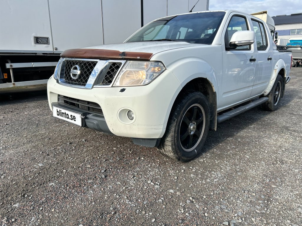 NISSAN D40 NAVARA DOUBLE CAB - Truk pikap: gambar 1 NISSAN D40 NAVARA DOUBLE CAB - Truk pikap: gambar 1