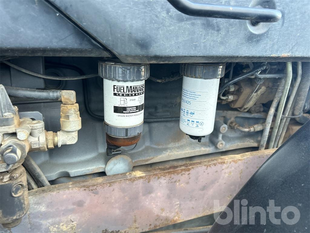 Traktor New Holland TM115 (2001): gambar 36 Traktor New Holland TM115 (2001): gambar 36