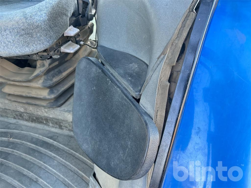 Traktor New Holland TM115 (2001): gambar 11 Traktor New Holland TM115 (2001): gambar 11