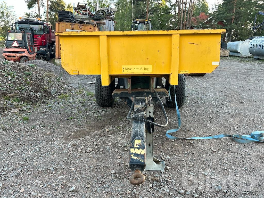 Palmse Trailer 600 - Trailer jungkit: gambar 2 Palmse Trailer 600 - Trailer jungkit: gambar 2