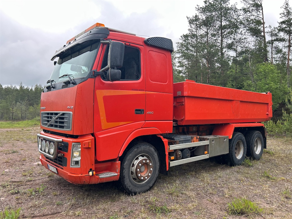 VOLVO FH12 6X4 - Peralatan lainnya: gambar 1 VOLVO FH12 6X4 - Peralatan lainnya: gambar 1