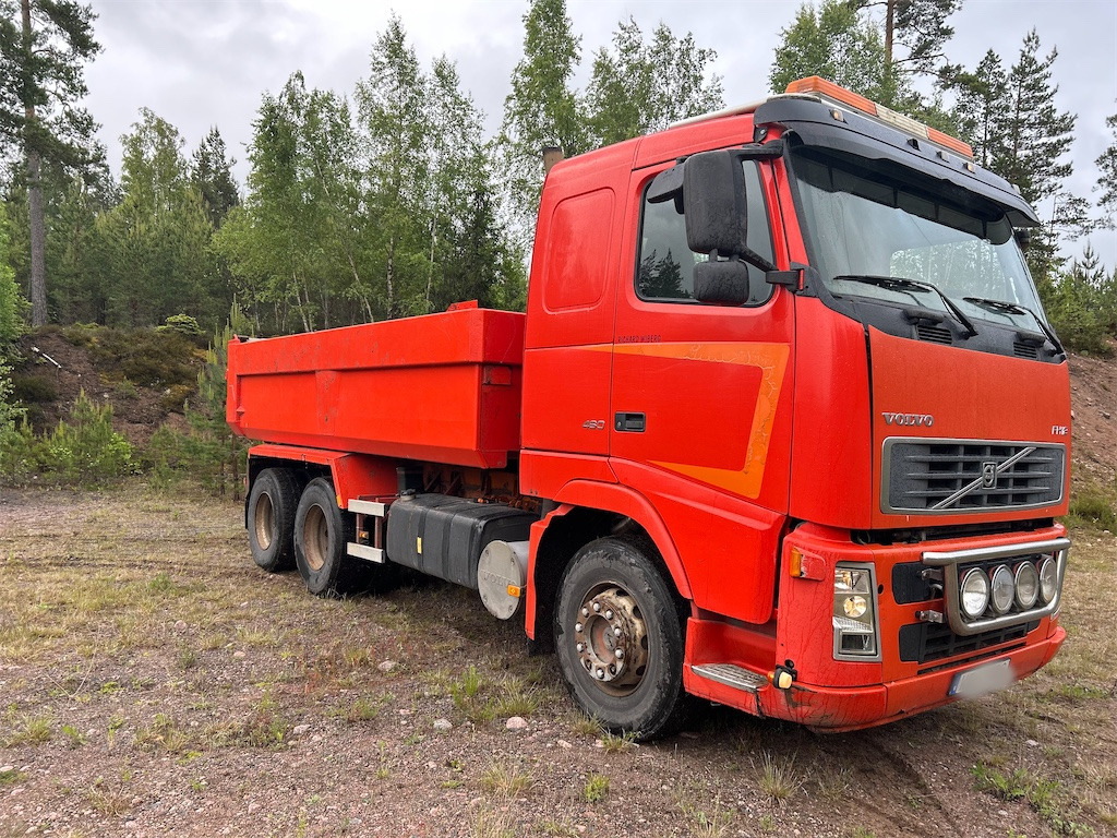 VOLVO FH12 6X4 - Peralatan lainnya: gambar 5 VOLVO FH12 6X4 - Peralatan lainnya: gambar 5