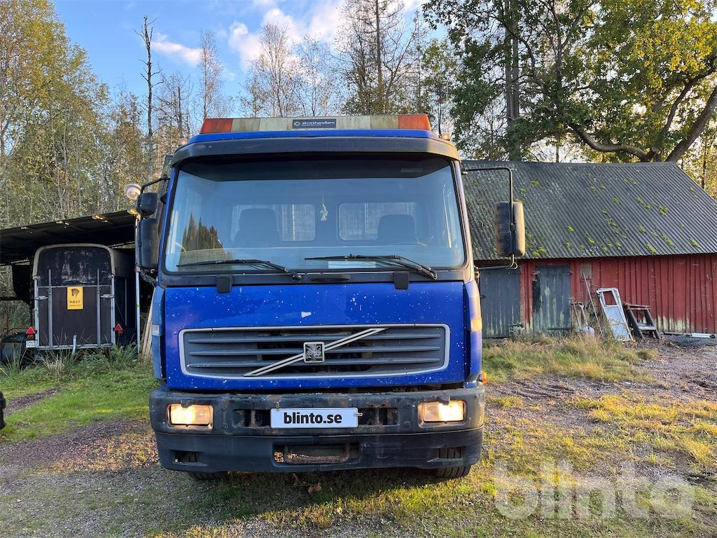 VOLVO FL6 E 4*2 - Peralatan lainnya: gambar 2 VOLVO FL6 E 4*2 - Peralatan lainnya: gambar 2