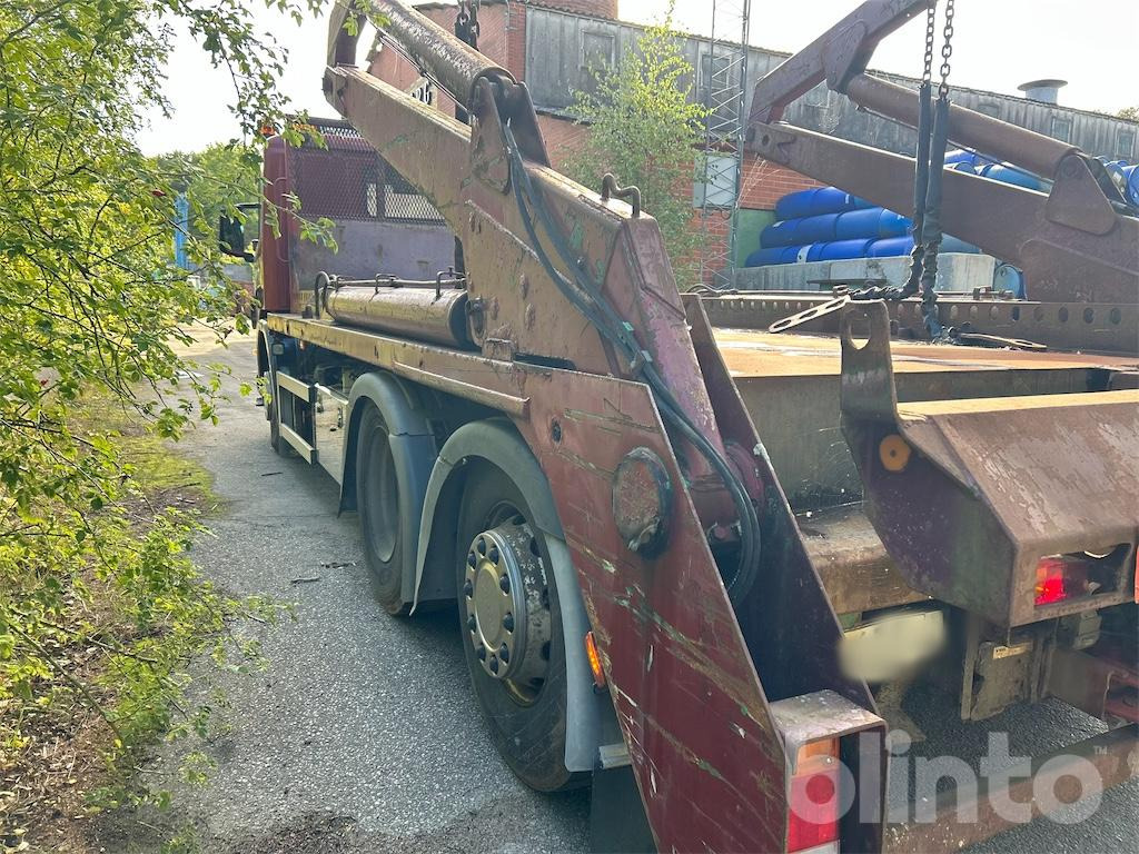 SCANIA P114GB6X2*4NB340 - Pengangkut kontainer/ Container truck: gambar 3 SCANIA P114GB6X2*4NB340 - Pengangkut kontainer/ Container truck: gambar 3