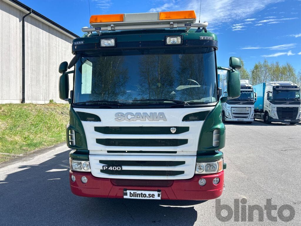 SCANIA P400LB6X2*4HNA med tipp - Truk flatbed, Truk derek: gambar 2 SCANIA P400LB6X2*4HNA med tipp - Truk flatbed, Truk derek: gambar 2