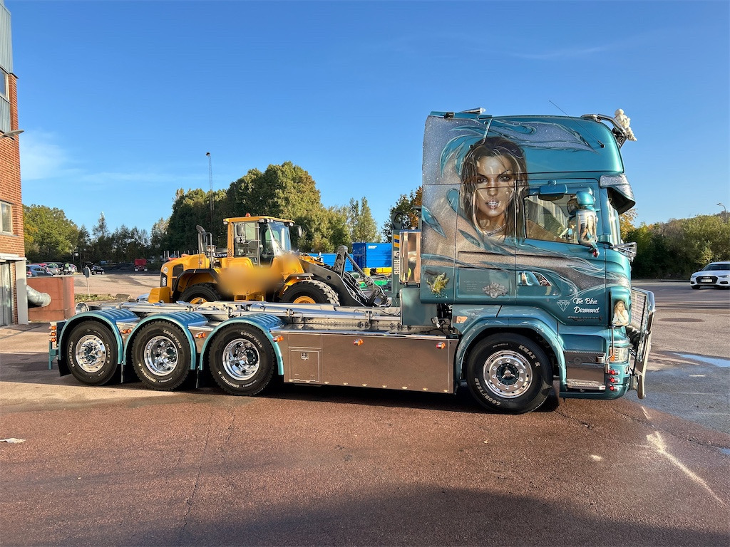 SCANIA R560LB 8X4 med HIAB 24T krok - Hook lift: gambar 2 SCANIA R560LB 8X4 med HIAB 24T krok - Hook lift: gambar 2