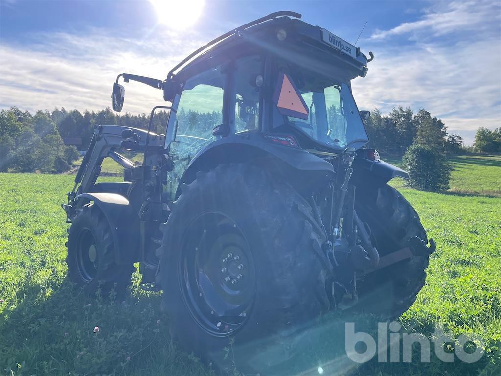 Skogsutrustad VALTRA A114 - Traktor kehutanan: gambar 4 Skogsutrustad VALTRA A114 - Traktor kehutanan: gambar 4