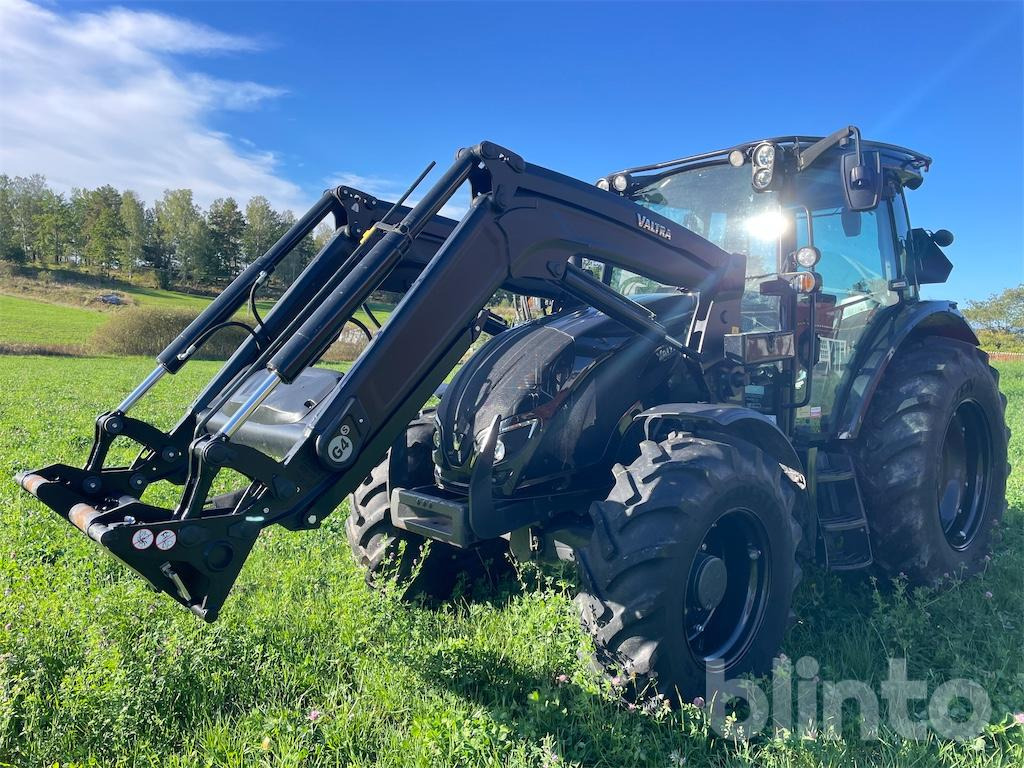 Skogsutrustad VALTRA A114 - Traktor kehutanan: gambar 2 Skogsutrustad VALTRA A114 - Traktor kehutanan: gambar 2