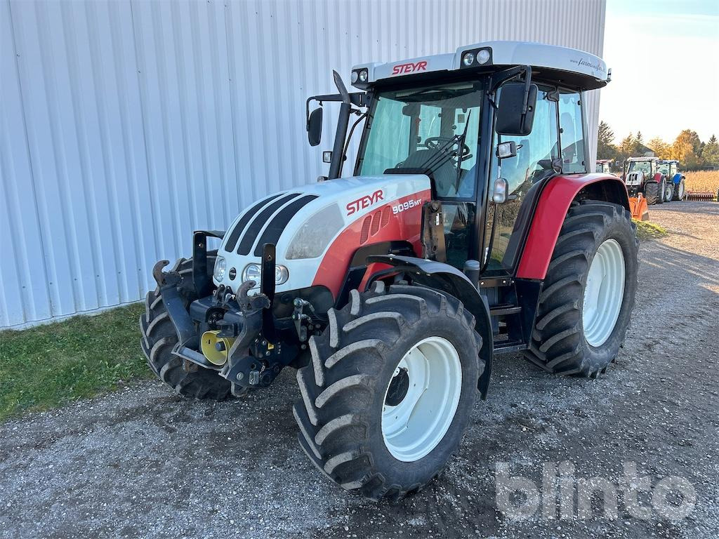 Steyr 9095 MT Komfort (2011) - Traktor: gambar 1 Steyr 9095 MT Komfort (2011) - Traktor: gambar 1
