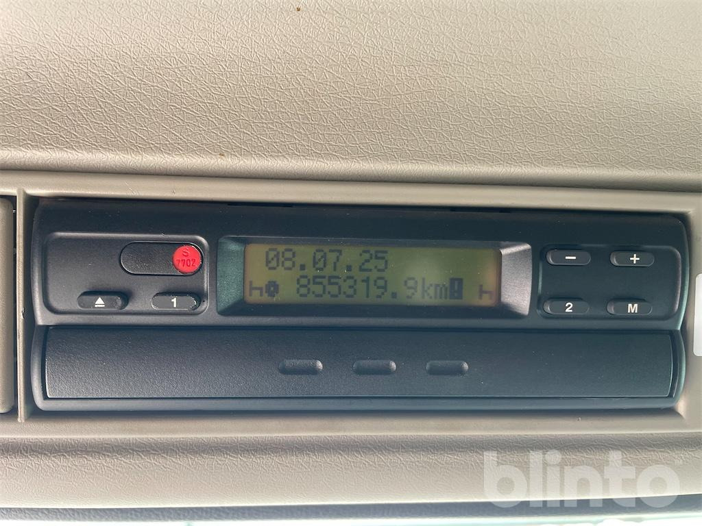Truk VOLVO FM9 4X2: gambar 41
