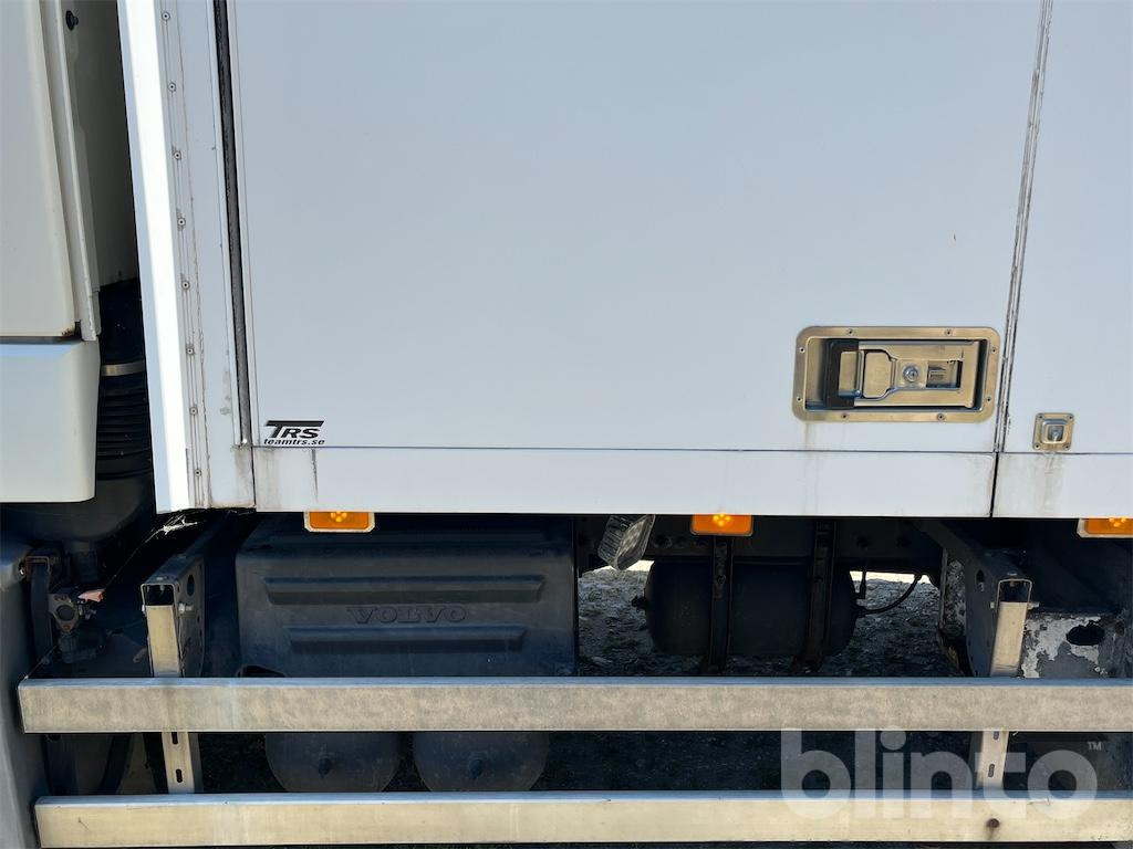 Truk berpendingin VOLVO FH12 6X2: gambar 30