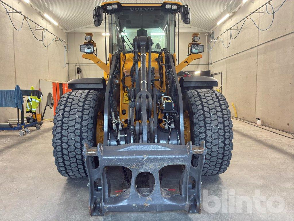 VOLVO L70H2 - Wheel loader: gambar 2 VOLVO L70H2 - Wheel loader: gambar 2