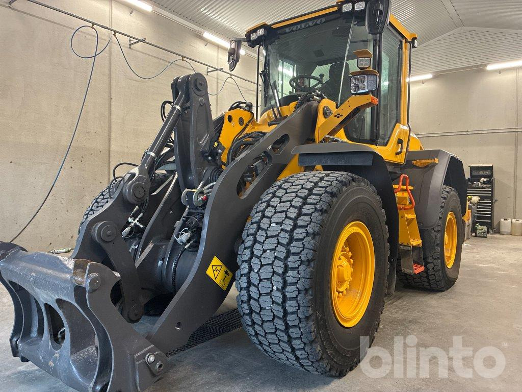 VOLVO L70H2 - Wheel loader: gambar 1 VOLVO L70H2 - Wheel loader: gambar 1