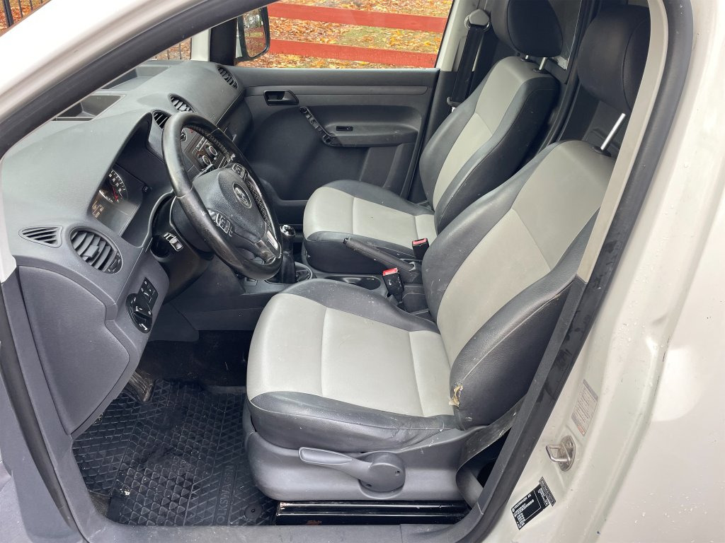 VOLKSWAGEN, VW 2KN - Van pengiriman: gambar 5 VOLKSWAGEN, VW 2KN - Van pengiriman: gambar 5