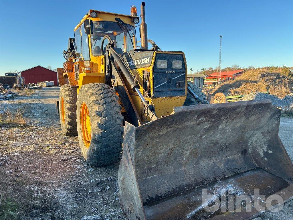 Volvo BM 6300 - Backhoe loader: gambar 2 Volvo BM 6300 - Backhoe loader: gambar 2