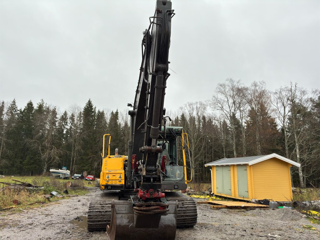 Volvo EC140Blc - Ekskavator perayap: gambar 2 Volvo EC140Blc - Ekskavator perayap: gambar 2