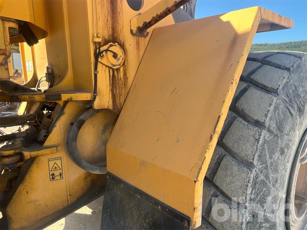Wheel loader Volvo L220D: gambar 46 Wheel loader Volvo L220D: gambar 46