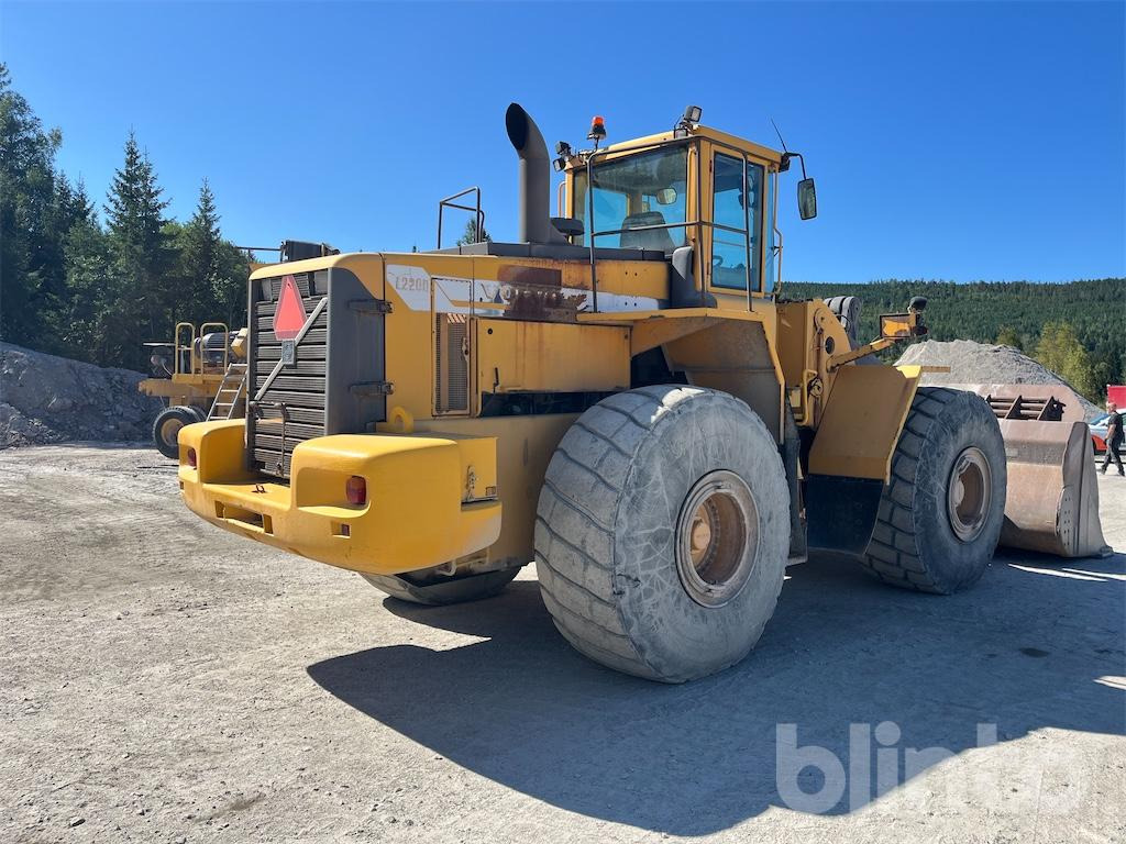 Volvo L220D - Wheel loader: gambar 5 Volvo L220D - Wheel loader: gambar 5