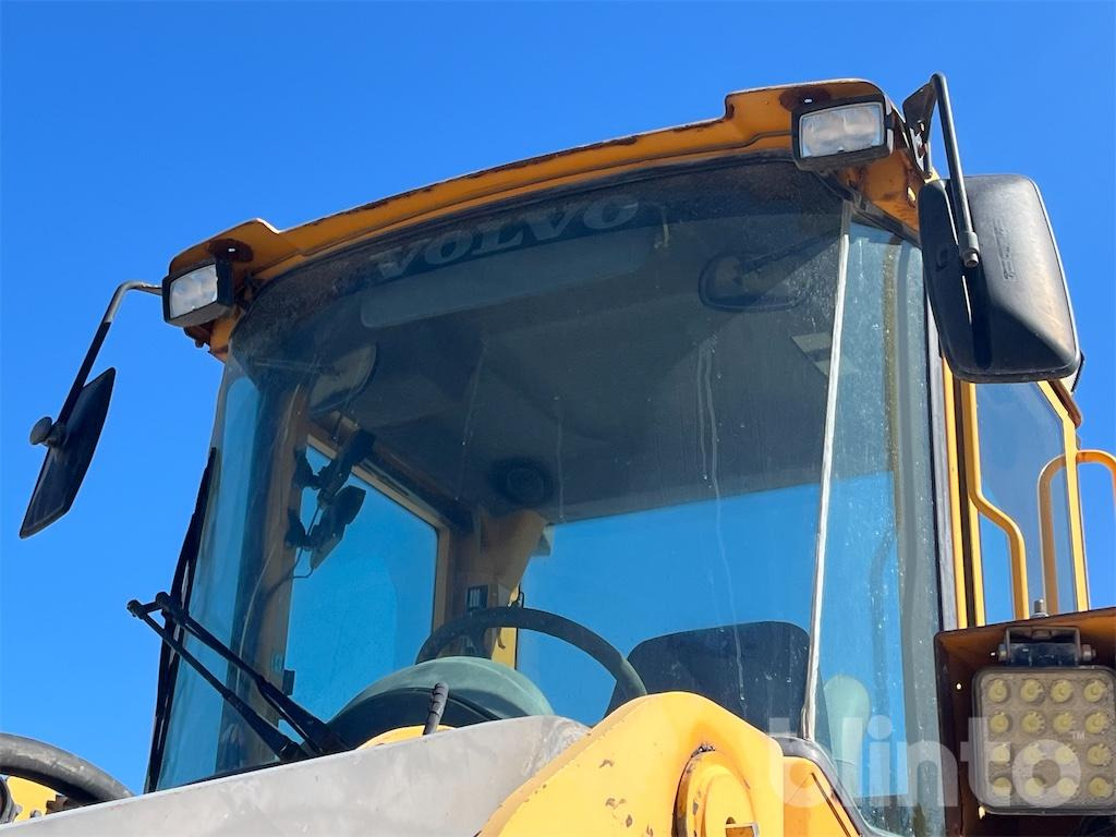 Wheel loader Volvo L220D: gambar 36 Wheel loader Volvo L220D: gambar 36