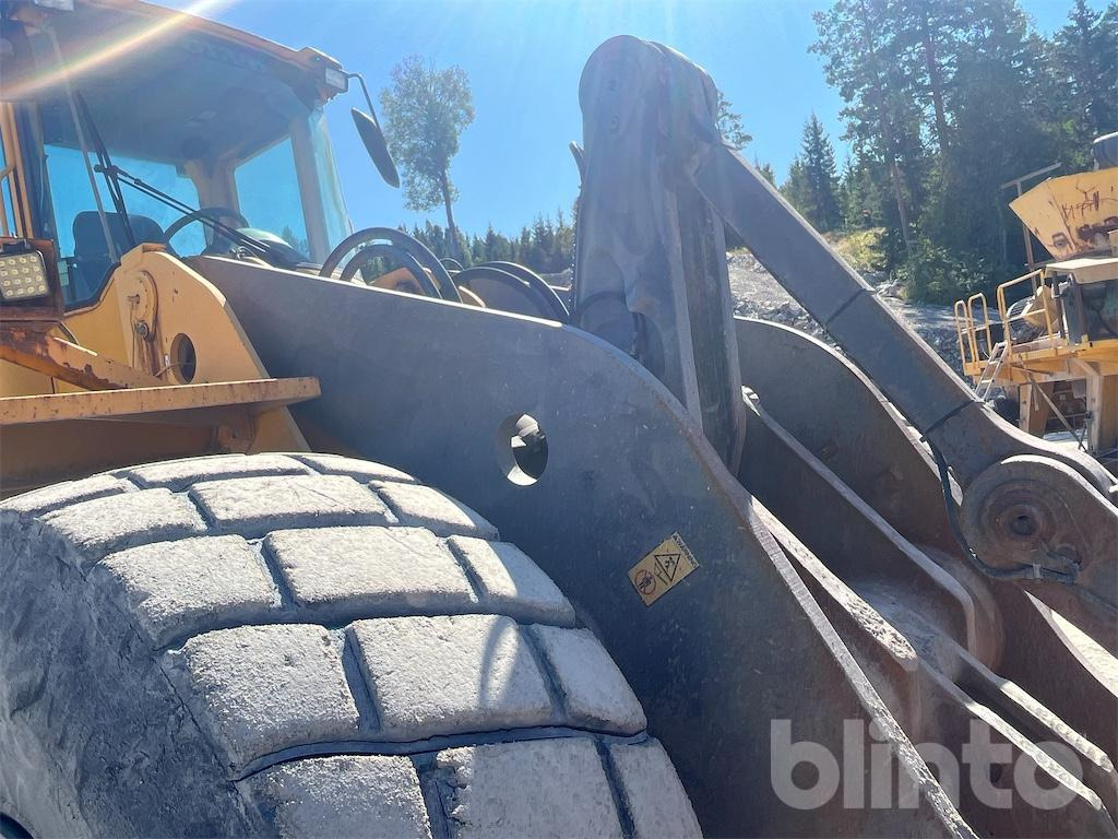 Wheel loader Volvo L220D: gambar 41 Wheel loader Volvo L220D: gambar 41