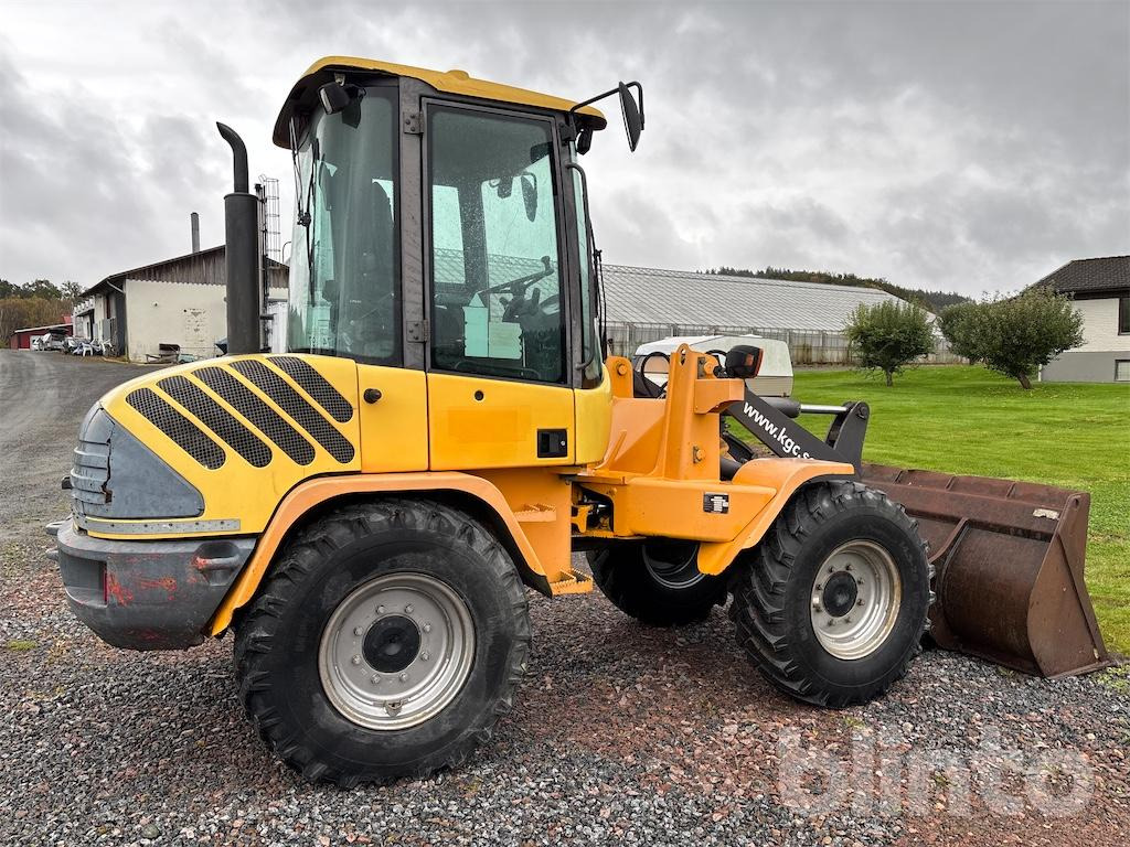 Volvo L30B - Wheel loader: gambar 4 Volvo L30B - Wheel loader: gambar 4