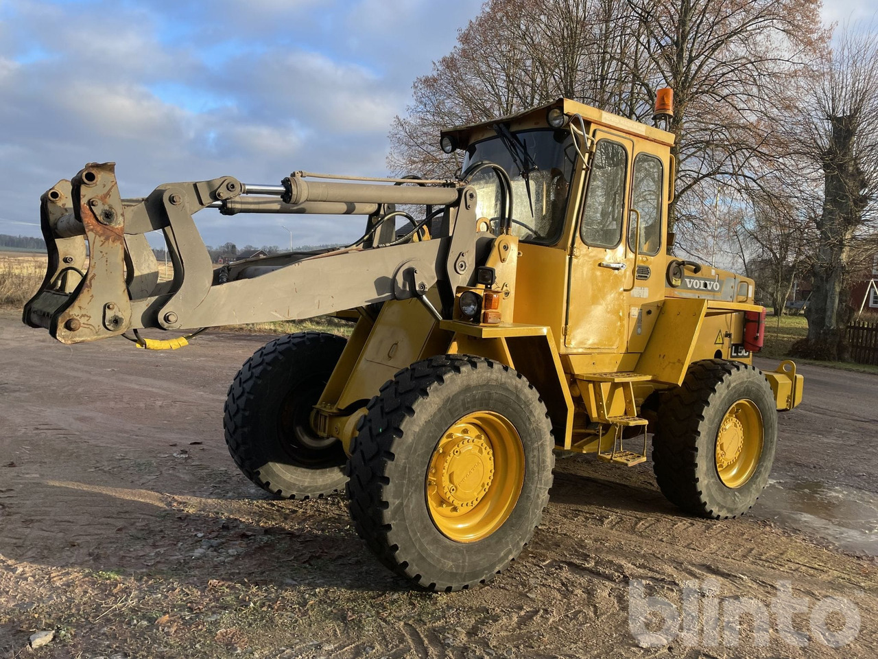 Volvo L50 - Wheel loader: gambar 4 Volvo L50 - Wheel loader: gambar 4
