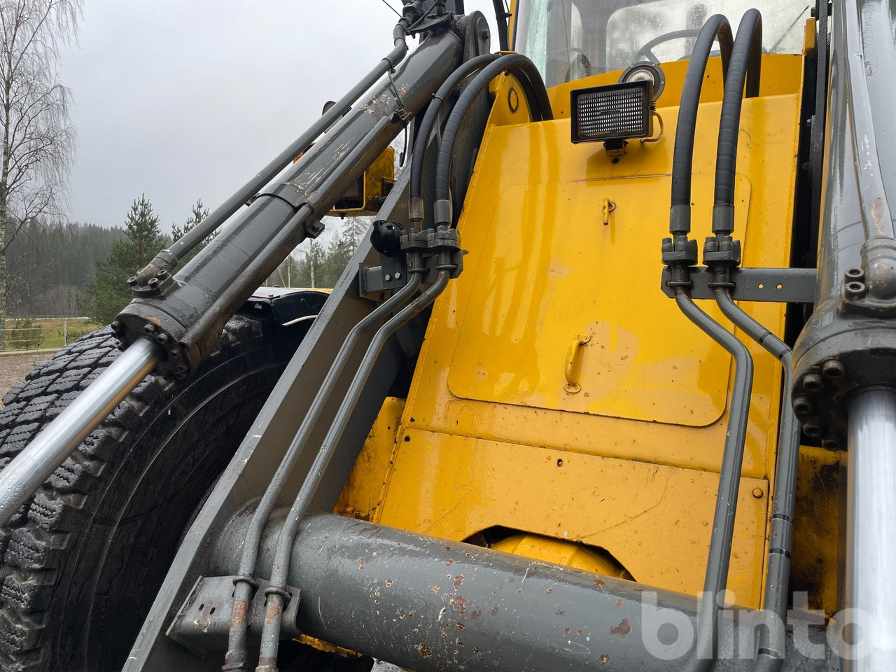Wheel loader Volvo L70: gambar 10
