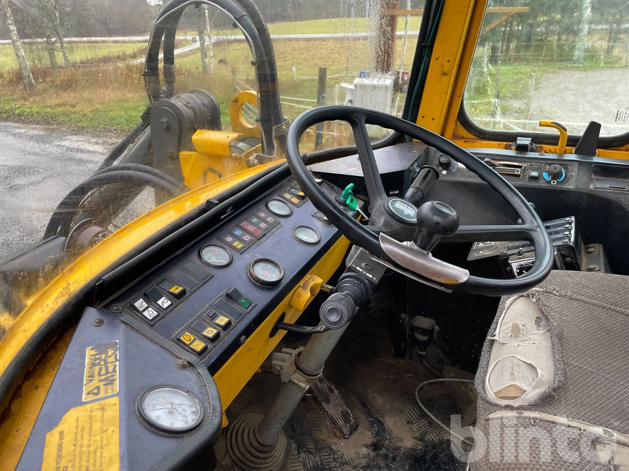 Wheel loader Volvo L70: gambar 16