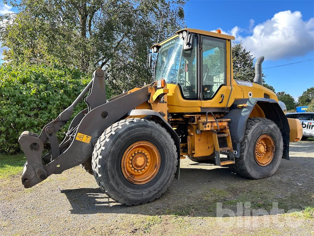 Volvo L90G - Wheel loader: gambar 2 Volvo L90G - Wheel loader: gambar 2