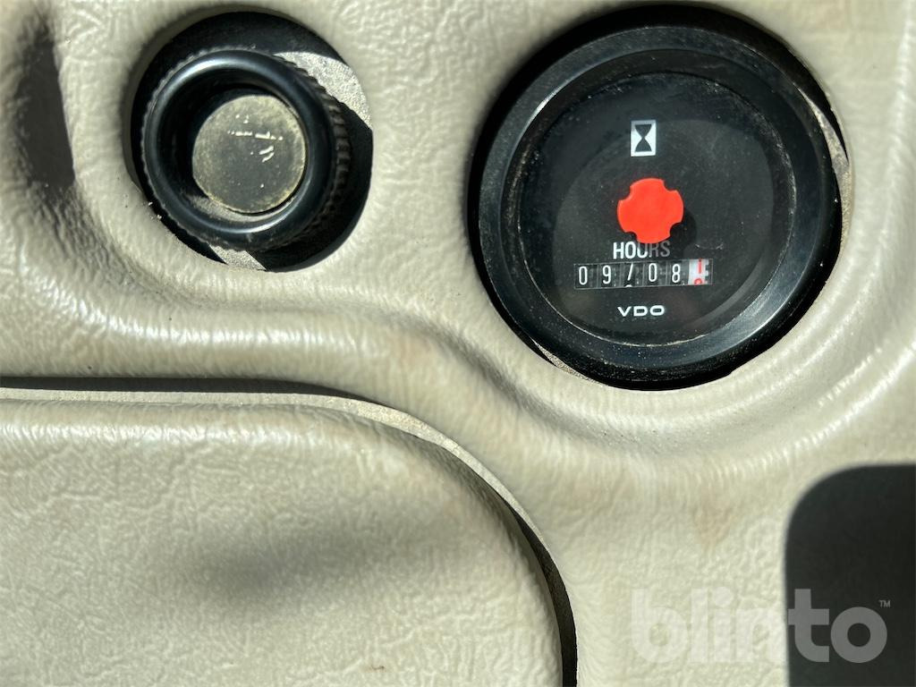 Wheel loader Volvo L90G: gambar 29 Wheel loader Volvo L90G: gambar 29