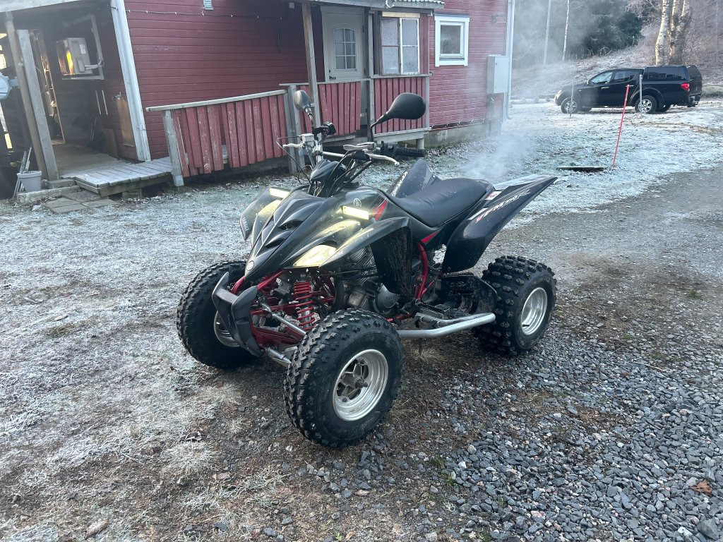 YAMAHA YFM350R - Sepeda motor: gambar 1 YAMAHA YFM350R - Sepeda motor: gambar 1