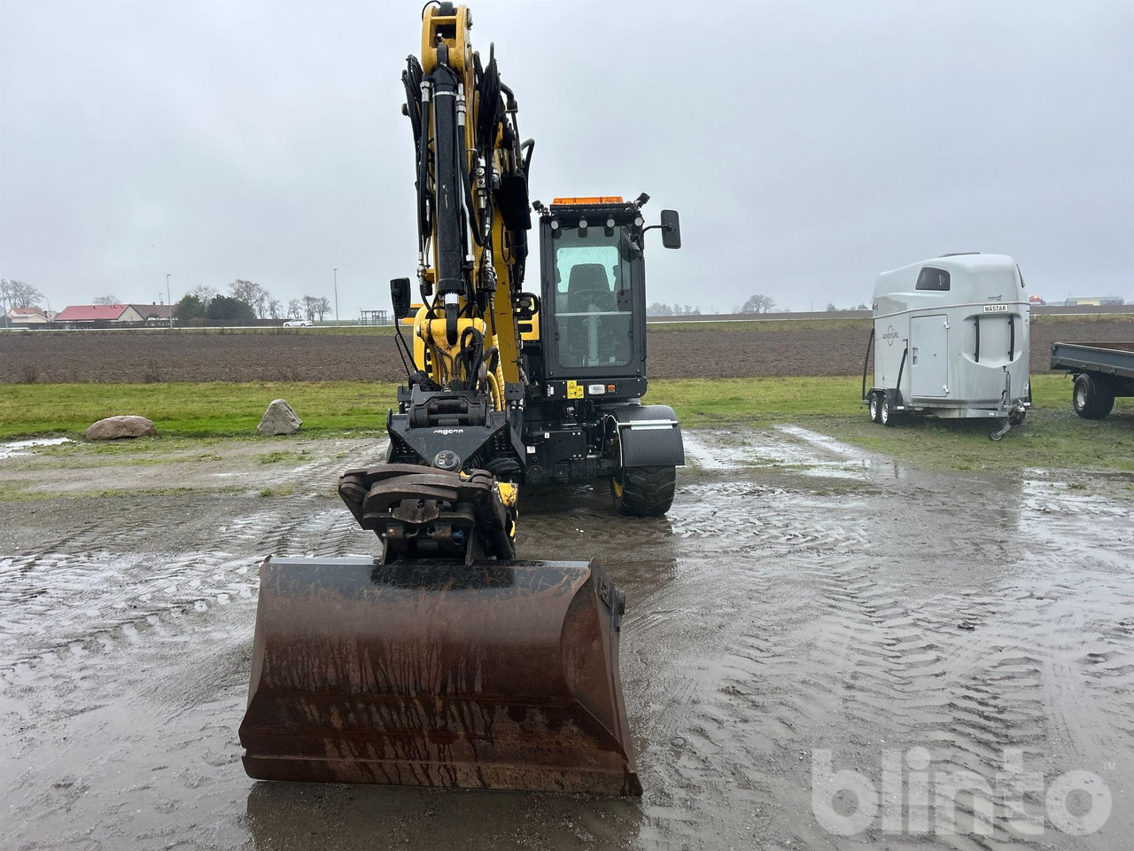 Yanmar B95W - Tippvagn - Tiltrotator - 6 Redskap - Ekskavator roda: gambar 3 Yanmar B95W - Tippvagn - Tiltrotator - 6 Redskap - Ekskavator roda: gambar 3