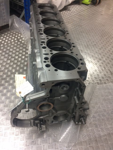 BASAMENTO MAN D2876LUE623 / D2876LOH20 / D2876LOH21 - Crankcases: gambar 4 BASAMENTO MAN D2876LUE623 / D2876LOH20 / D2876LOH21 - Crankcases: gambar 4