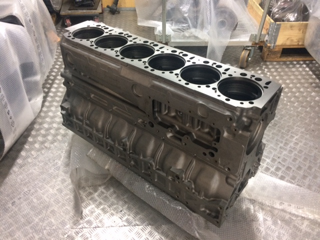 BASAMENTO MAN D2876LUE623 / D2876LOH20 / D2876LOH21 - Crankcases: gambar 2 BASAMENTO MAN D2876LUE623 / D2876LOH20 / D2876LOH21 - Crankcases: gambar 2