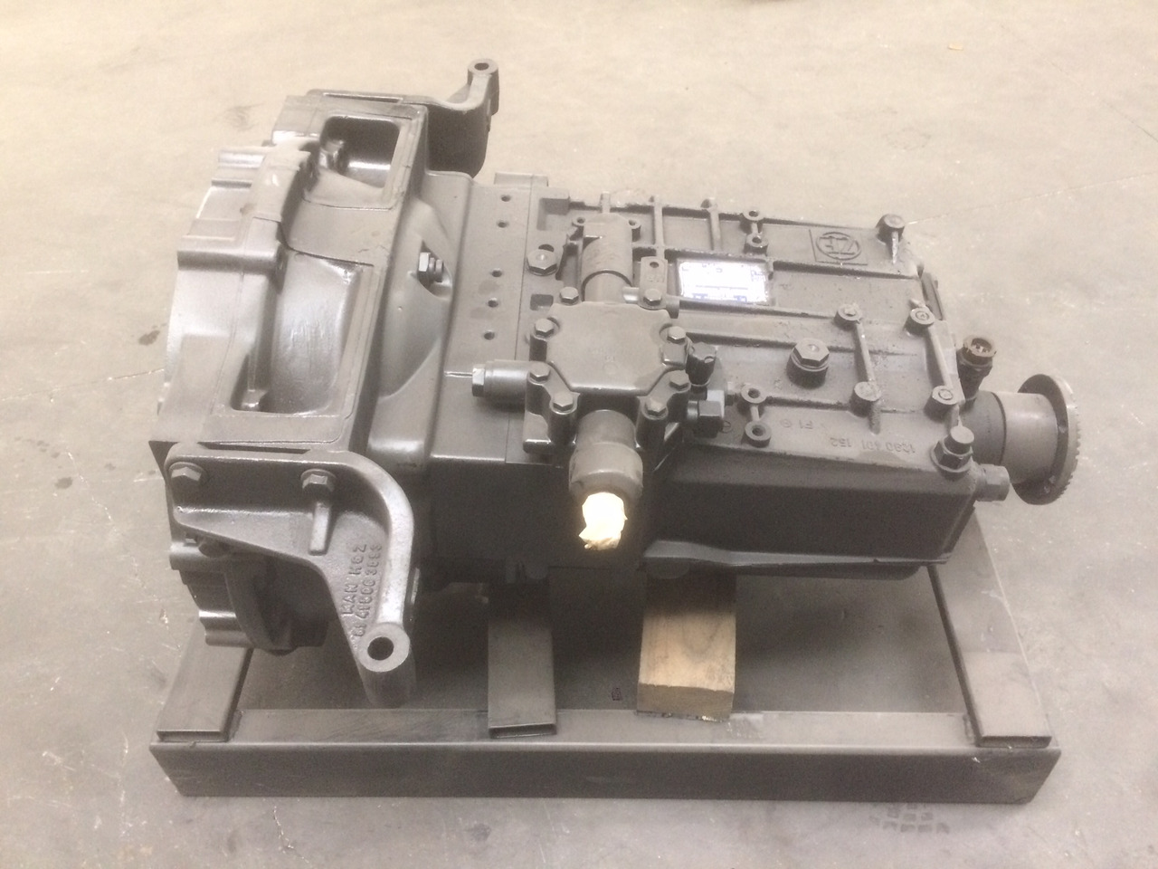 CAMBIO ZF ECOLITE S6-36 - Gearbox: gambar 2 CAMBIO ZF ECOLITE S6-36 - Gearbox: gambar 2